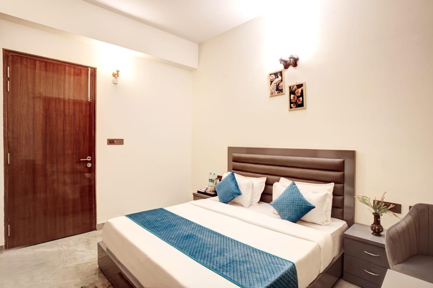 Hotel Elite Grand Near Kailash Hospital نويدا المظهر الخارجي الصورة