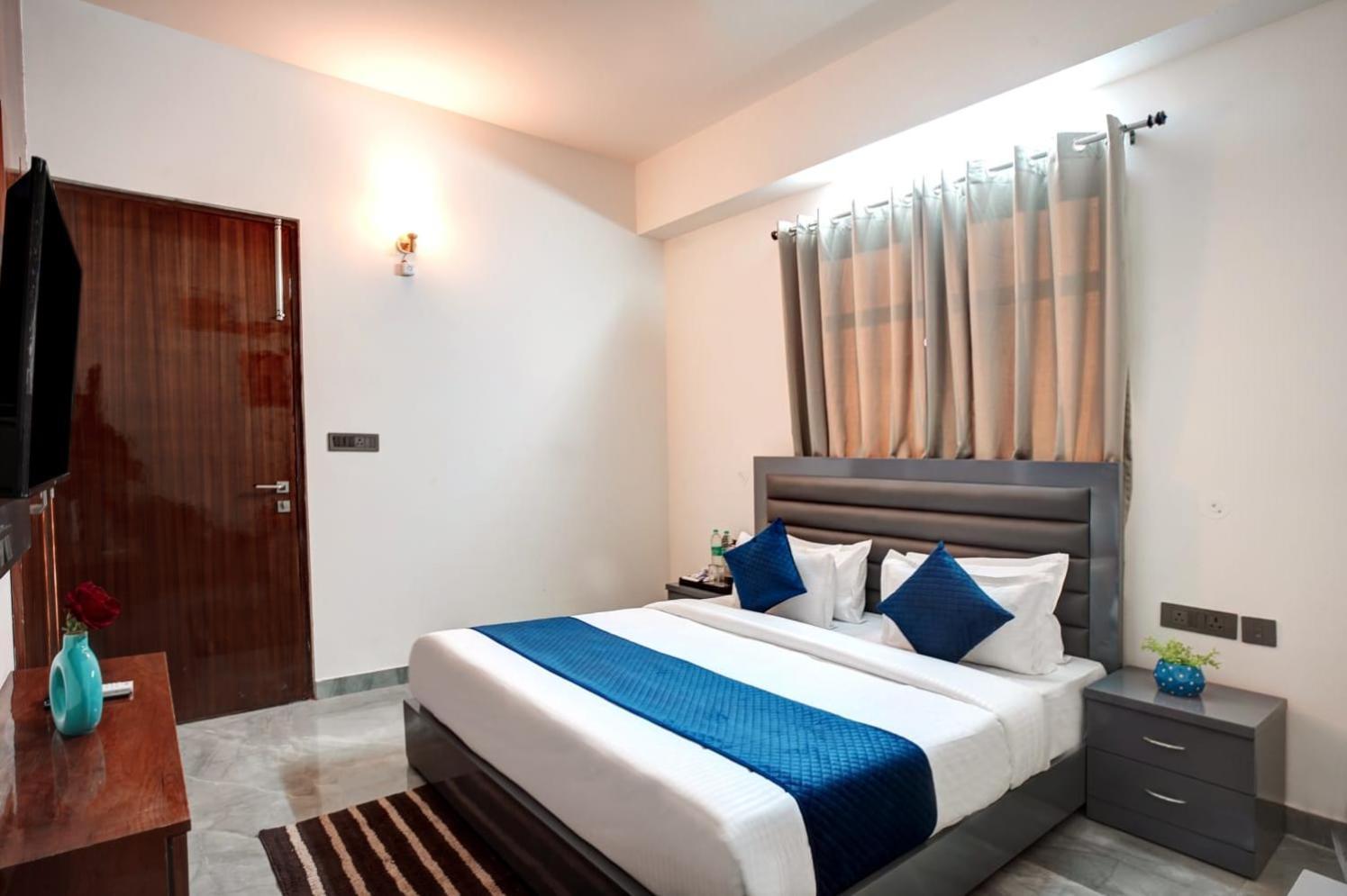 Hotel Elite Grand Near Kailash Hospital نويدا المظهر الخارجي الصورة