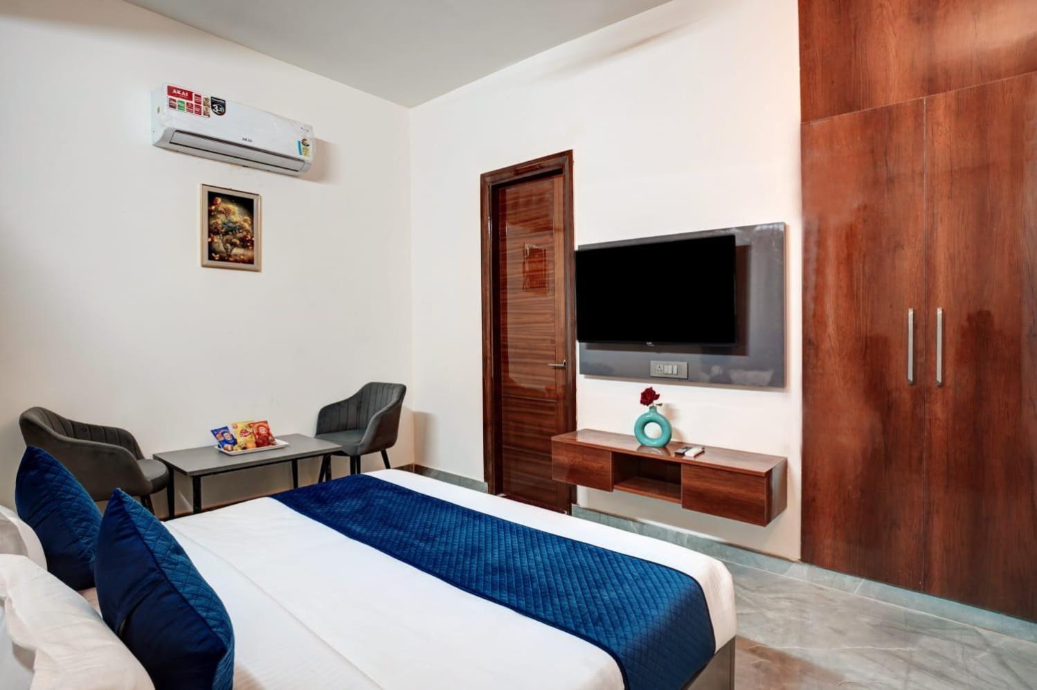 Hotel Elite Grand Near Kailash Hospital نويدا المظهر الخارجي الصورة