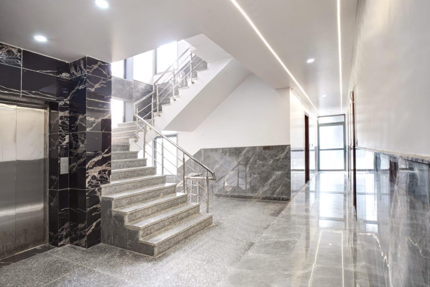 Hotel Elite Grand Near Kailash Hospital نويدا المظهر الخارجي الصورة