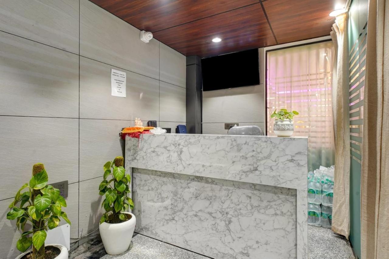 Hotel Elite Grand Near Kailash Hospital نويدا المظهر الخارجي الصورة