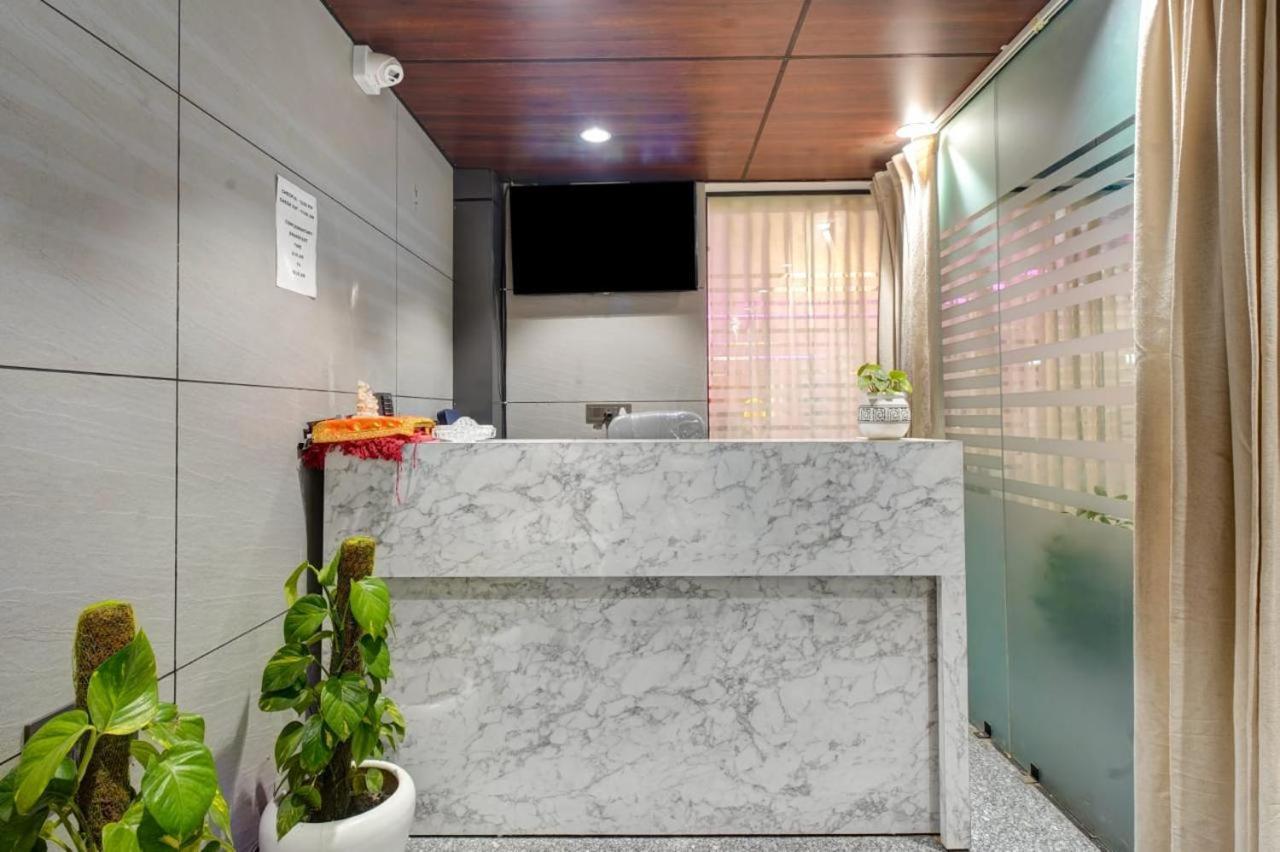 Hotel Elite Grand Near Kailash Hospital نويدا المظهر الخارجي الصورة